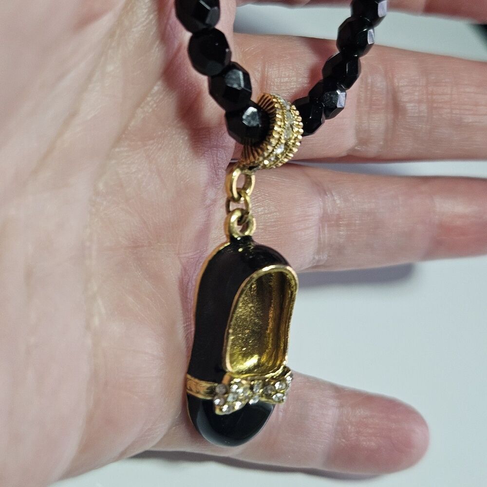 *Sale* 1928 Faceted Black Bead Necklace Gold Tone Shoe Pendant 16.5-19.5" - Picture 2 of 14